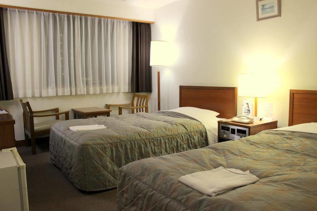 Maple Inn Makuhari Chiba Zewnętrze zdjęcie