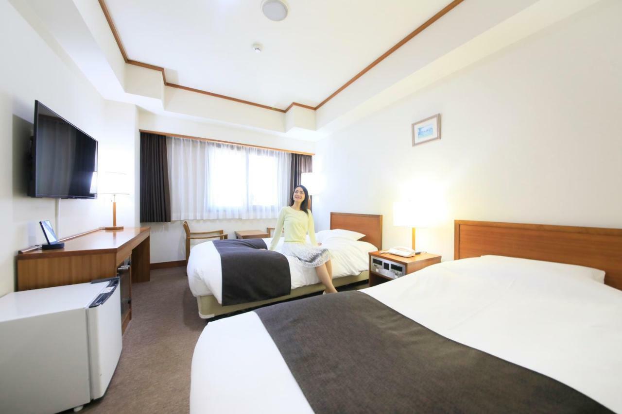 Maple Inn Makuhari Chiba Zewnętrze zdjęcie